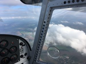 Rundflug - Blick aus dem Cockpit