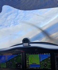 Blick aus dem Flugzeug-Cockpit